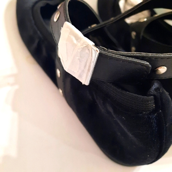 CHARLES DAVID Stud Ballet Flat Black Velvet Ankle Strap Whimsigoth NWOT 7.5 - Picture 5 of 8